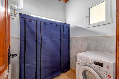 24f4db6d5bee76db5af0401eb4f995a4 - 22