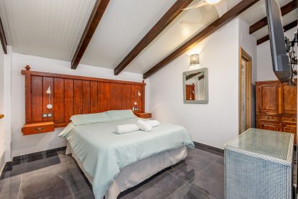 24f4db6d5bee76db5af0401eb4f995a4 - 30