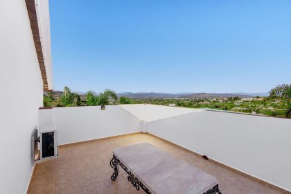 24f4db6d5bee76db5af0401eb4f995a4 - 34