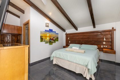 24f4db6d5bee76db5af0401eb4f995a4 - 44