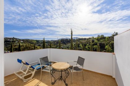 24f4db6d5bee76db5af0401eb4f995a4 - 49