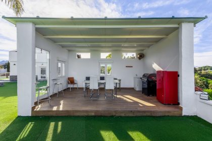 24f4db6d5bee76db5af0401eb4f995a4 - 51