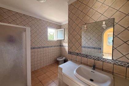 25009da0979633f417ed16322cf8ccc9 - 15