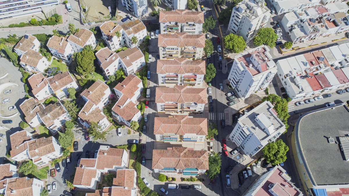 25574addbcd5caf06a12f363650cc621 - 27