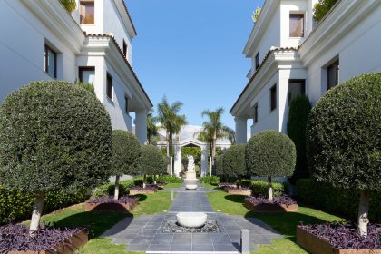 2621a976fc8f40b58a9f8cf17e79c8b2 - 25