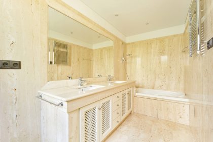 2621a976fc8f40b58a9f8cf17e79c8b2 - 5