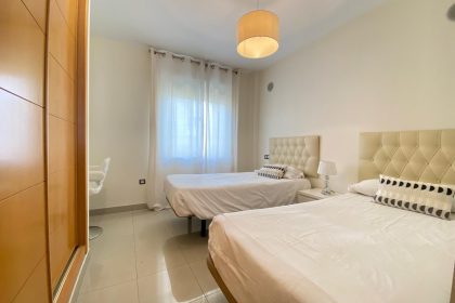 263905d2869e17ba34eb3455460bb3b3 - 12