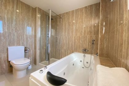 263905d2869e17ba34eb3455460bb3b3 - 23