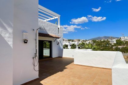 265a20a760feb7c6fe7d16d30be656f9 - 17