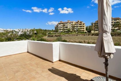 265a20a760feb7c6fe7d16d30be656f9 - 25