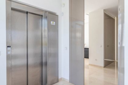 2686e949663e3cb2718d21e43de8396a - 11