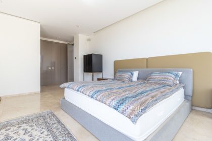 2686e949663e3cb2718d21e43de8396a - 12