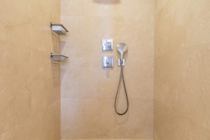 2686e949663e3cb2718d21e43de8396a - 21