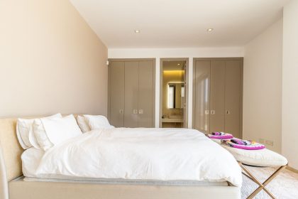 2686e949663e3cb2718d21e43de8396a - 30