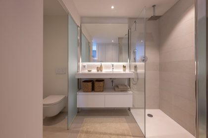 26a1ca116300eeaeb0711b5c3438f18f - 12