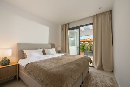 26a1ca116300eeaeb0711b5c3438f18f - 13