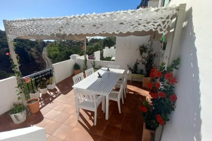 26cbc9df1e5a83990b05679013eaa795 - 2