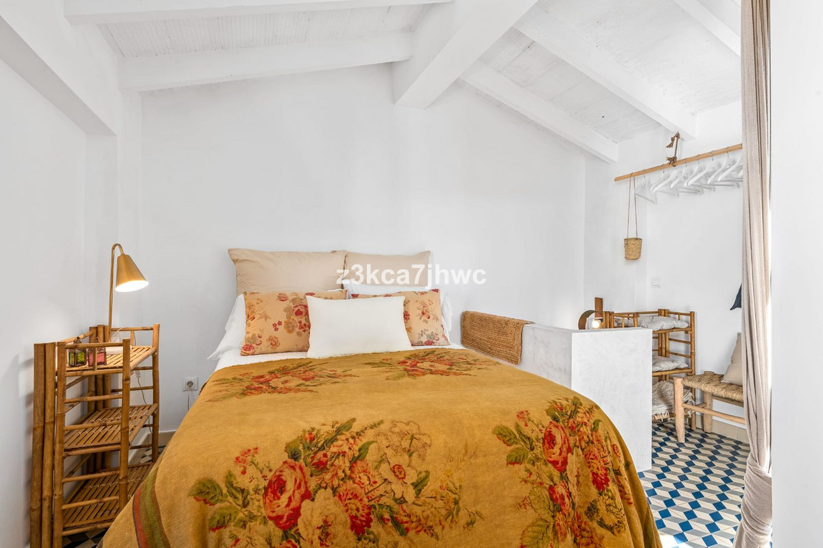 270a8d3cb449bbf8f6cd9b7ea5dfdc34 - 8