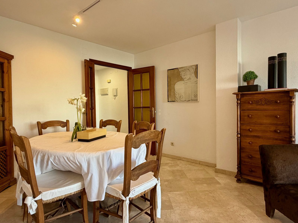 271bf7987540a770d5fd051739efd601 - 12