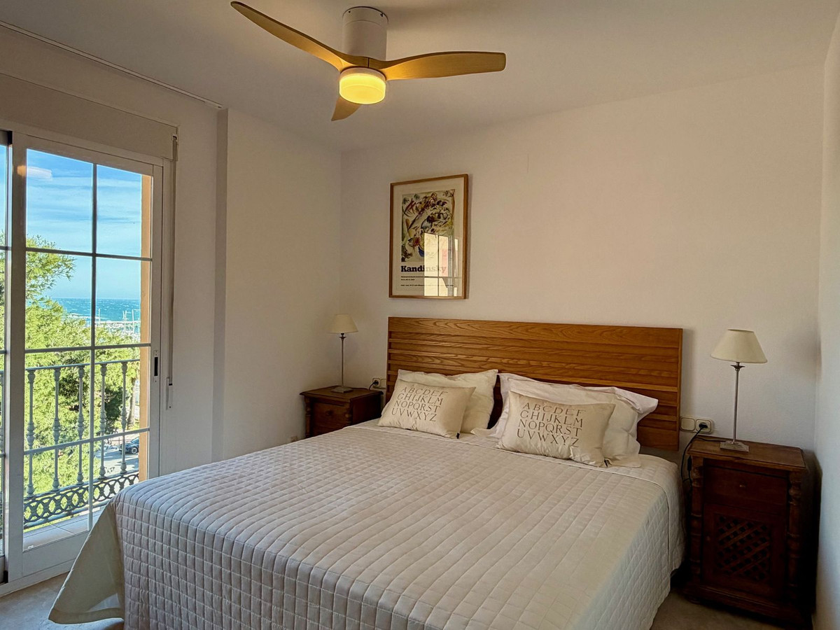 271bf7987540a770d5fd051739efd601 - 18