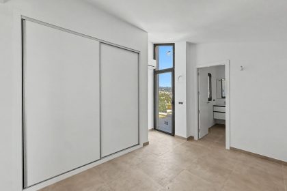 27d09101b6b567db96eca0d4e69cf331 - 20