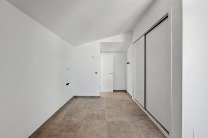 27d09101b6b567db96eca0d4e69cf331 - 24