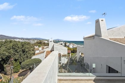 27d09101b6b567db96eca0d4e69cf331 - 26