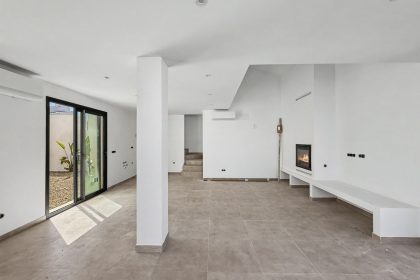 27d09101b6b567db96eca0d4e69cf331 - 37