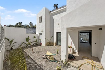 27d09101b6b567db96eca0d4e69cf331 - 48