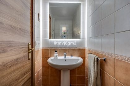 291a1565227f4c0de659ddd82077f454 - 20