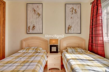 291a1565227f4c0de659ddd82077f454 - 24