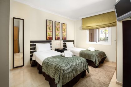 294a55878497af34d831f3bf8e72f7ca - 10