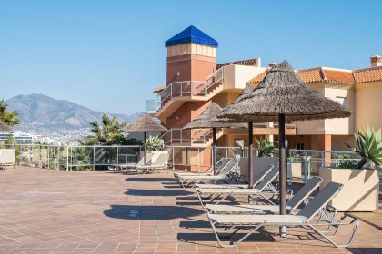 294a55878497af34d831f3bf8e72f7ca - 16