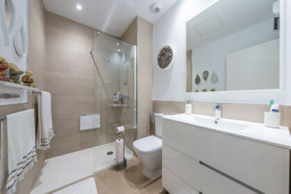 29db65deb4fef67a92b2186244456b93 - 17