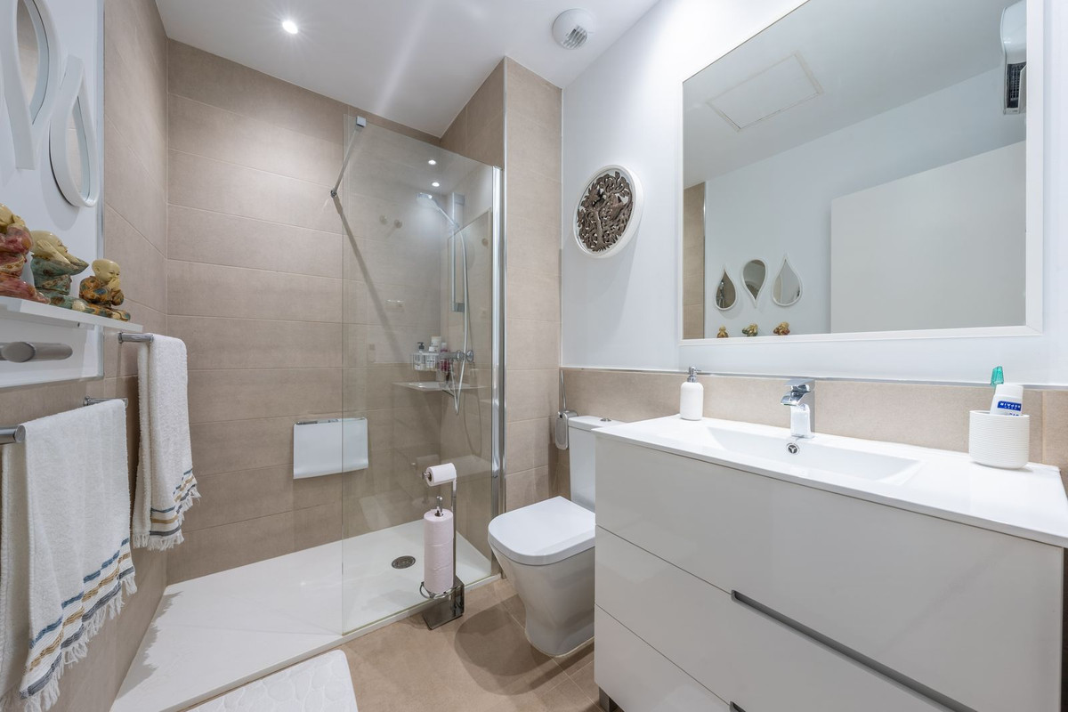 29db65deb4fef67a92b2186244456b93 - 17