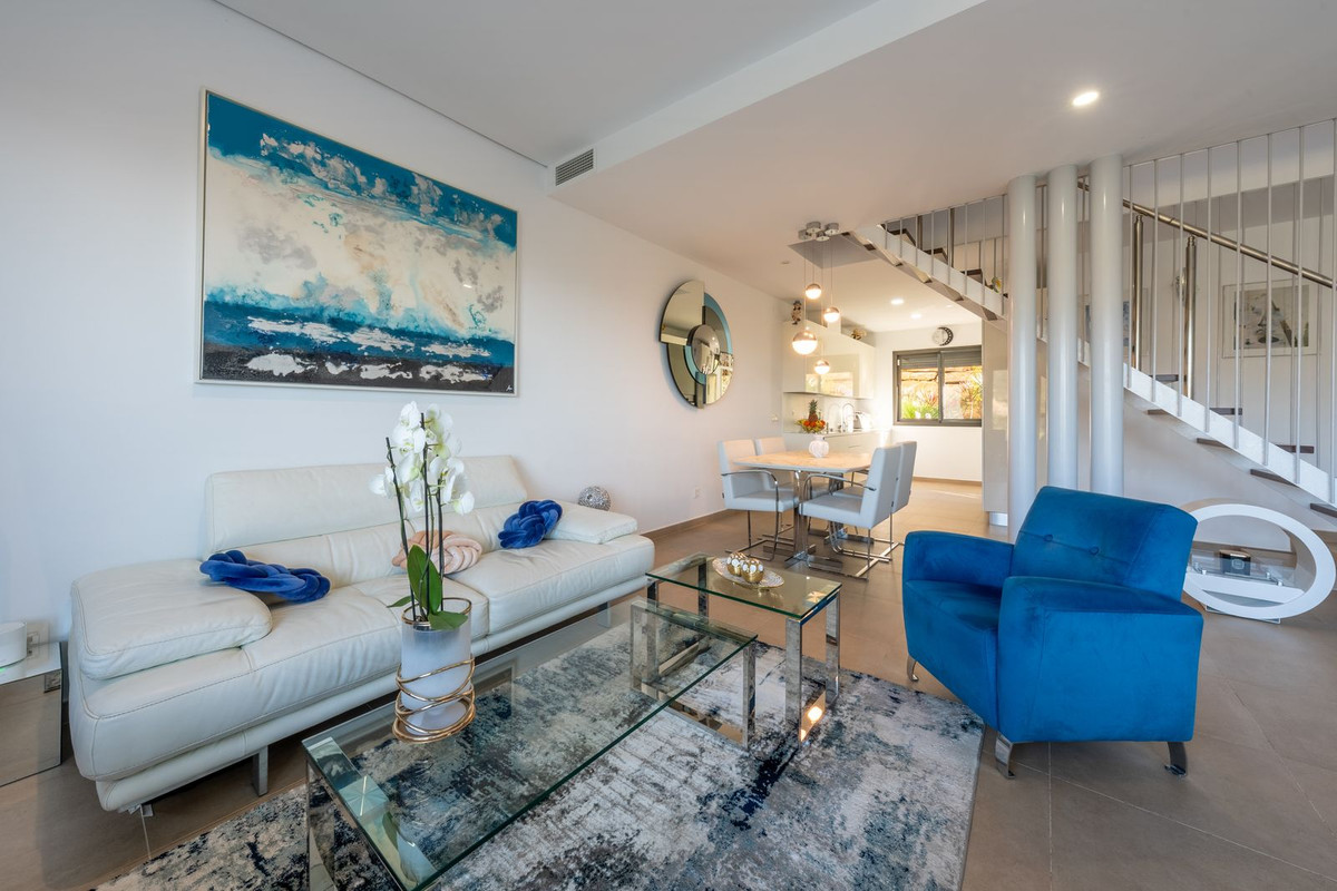 29db65deb4fef67a92b2186244456b93 - 23