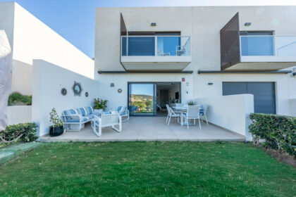 29db65deb4fef67a92b2186244456b93 - 24