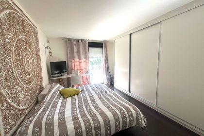 29ece636b4ce9ff05fe9c611c564f091 - 11