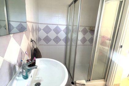 29ece636b4ce9ff05fe9c611c564f091 - 12