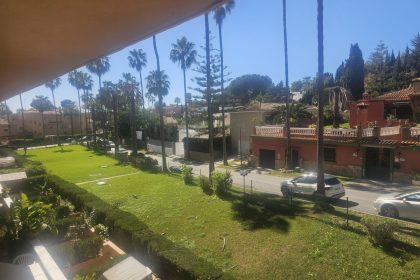 2a3a43ba1991942af0690cb12263f025 - 9