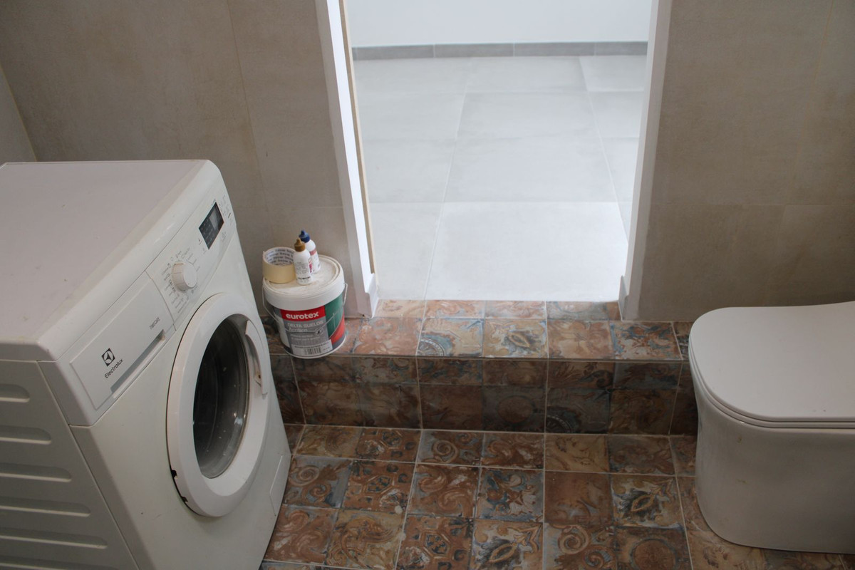 2a57d6a56b59c1e6ffbfb236487e1be5 - 31