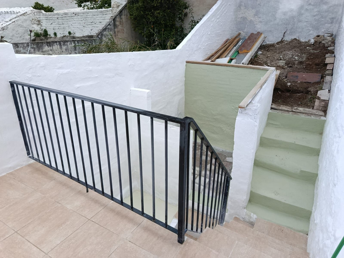 2a57d6a56b59c1e6ffbfb236487e1be5 - 38