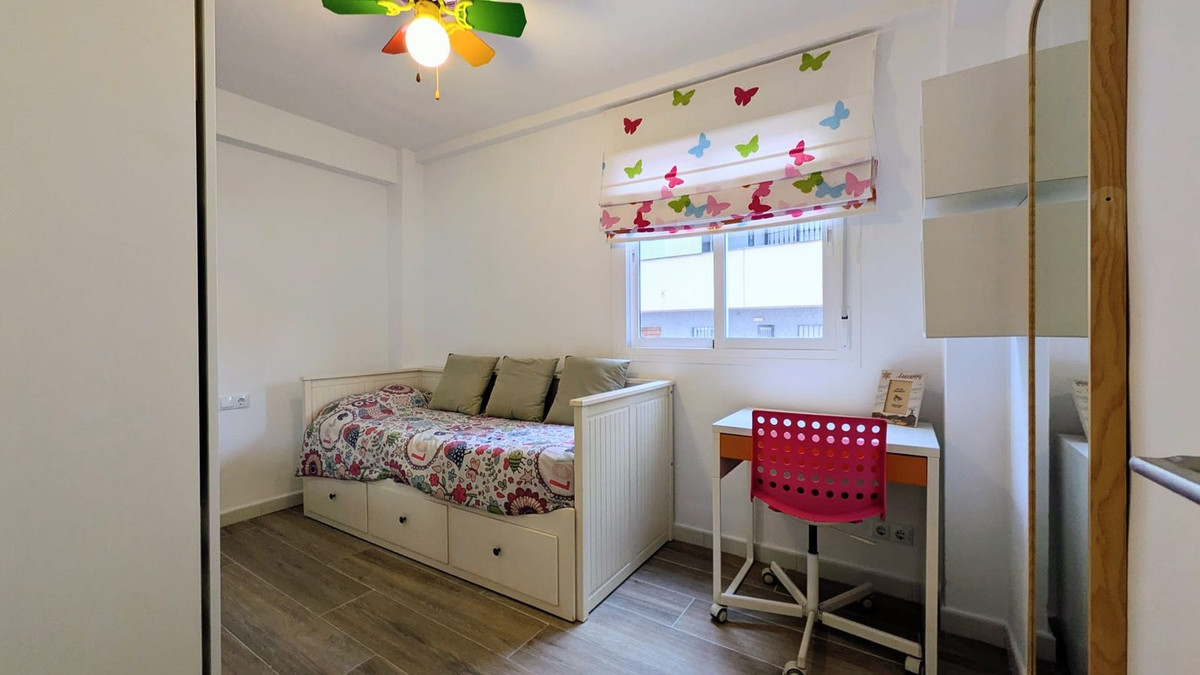 2a705be82534039296a097952763d91e - 12