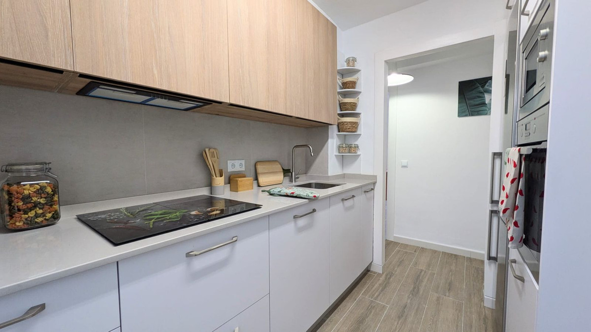 2a705be82534039296a097952763d91e - 16