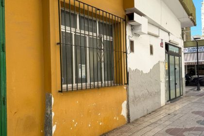 2a8c0c21d8212a4eea85c8ebd0d2964d - 23