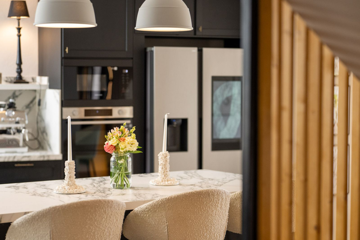 2a964ec8763aecc0c63db8a3e4969ad7 - 12