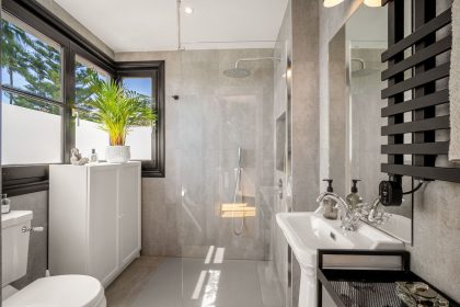 2a964ec8763aecc0c63db8a3e4969ad7 - 26