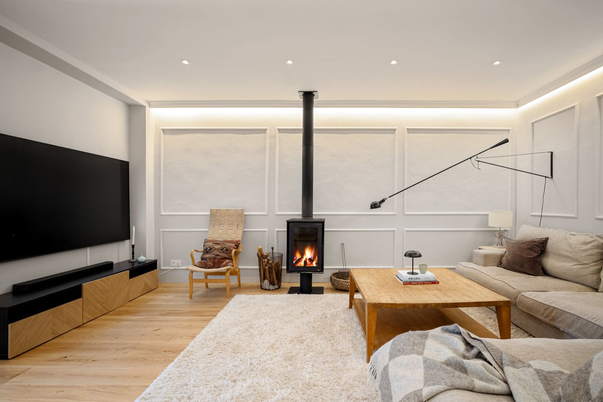 2a964ec8763aecc0c63db8a3e4969ad7 - 38