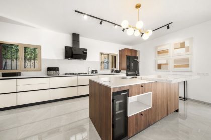 2aeb14b59583aff9b48adafe0c3d4dd0 - 13