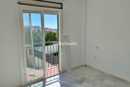 2b18ed5ab6688b0fc91f974edc0b29fb - 15